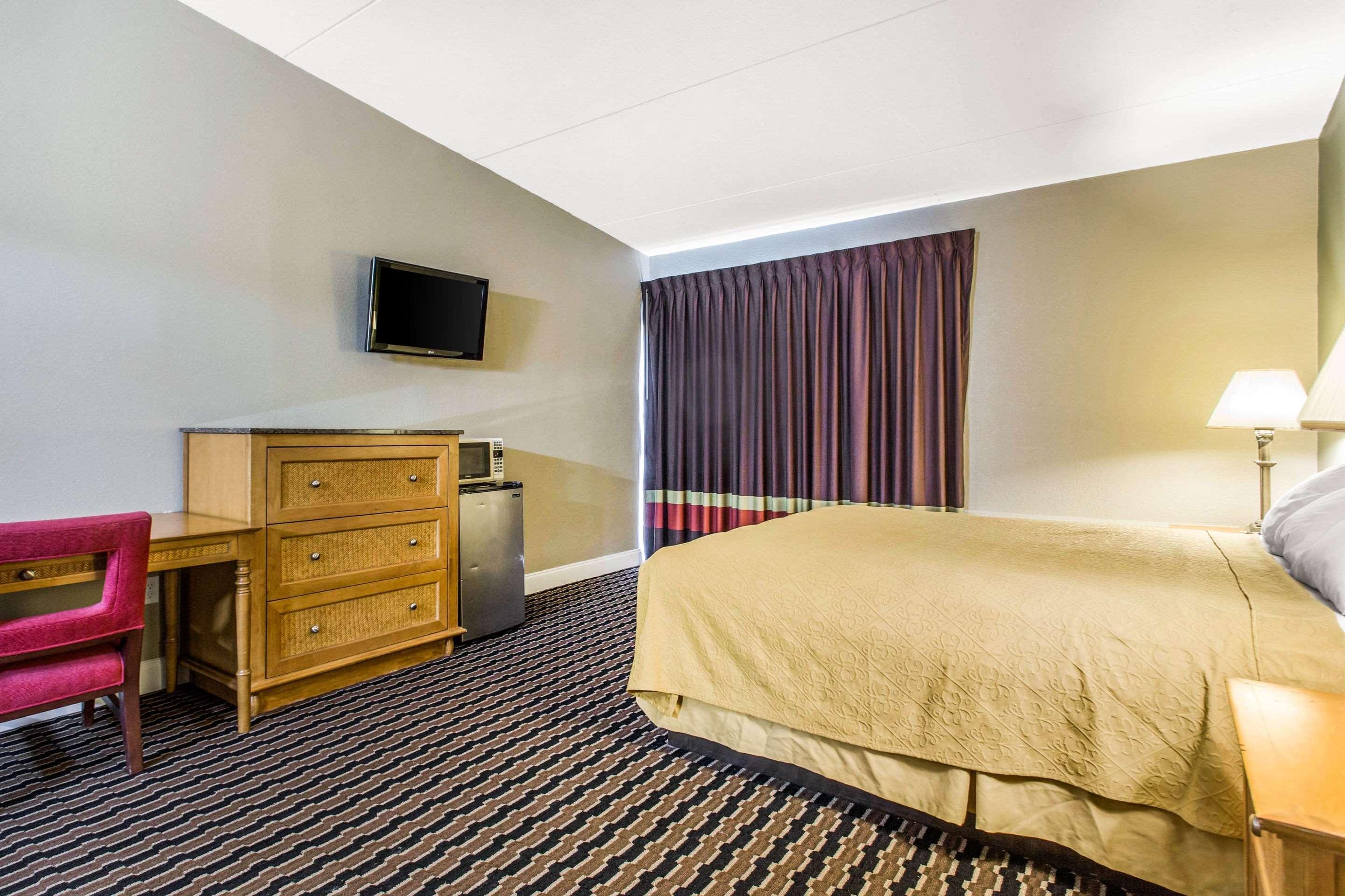 Super 8 By Wyndham Rocky Mount I-95 Exit 145 Hotel Battleboro Exterior photo